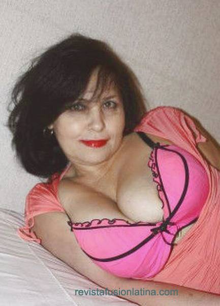 Latino whore - Montserrat, 35 y/o